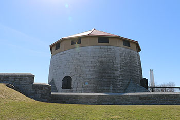Exterior photo of the Murney Martello Tower in Kingston, Ontario